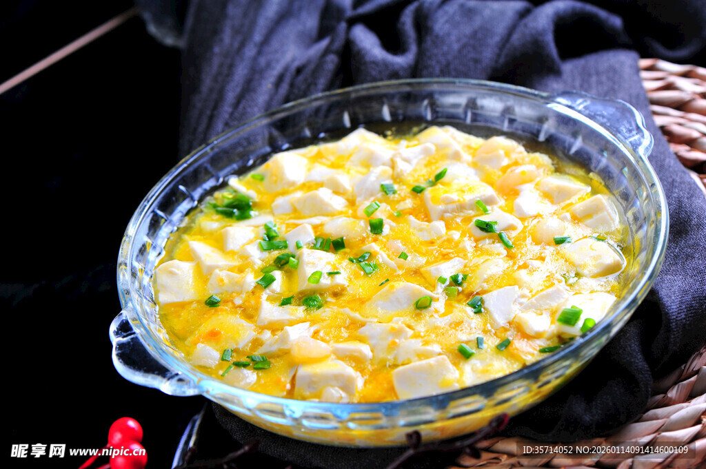 美味葱花蟹粉豆腐