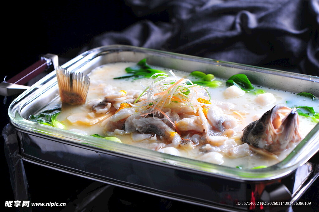 鲜香美味的特色鱼汤