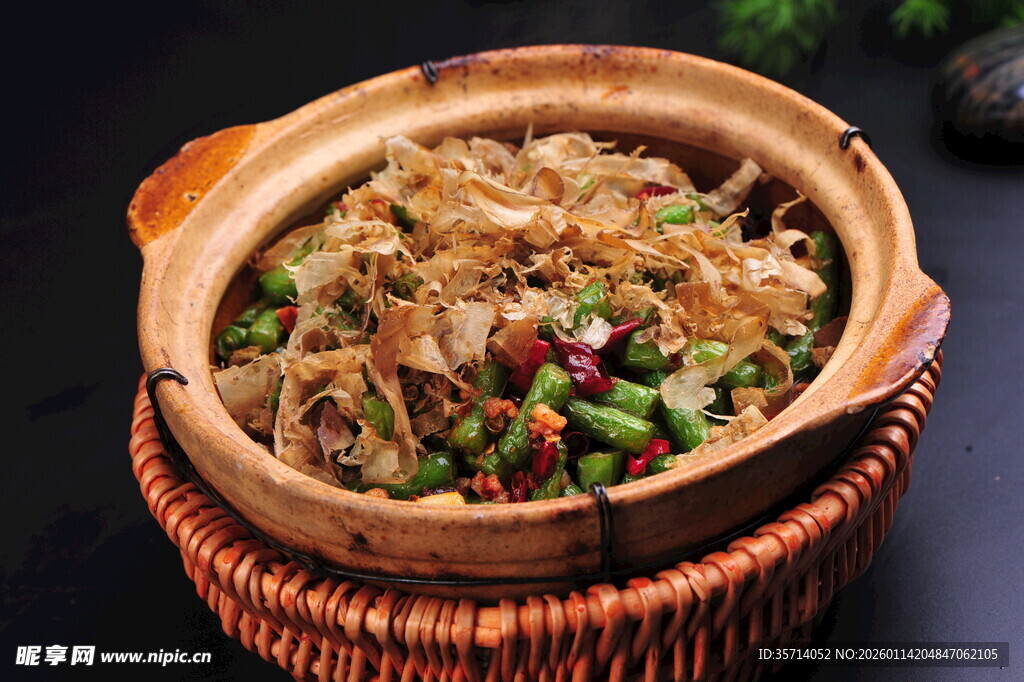 美味砂锅干豆煲