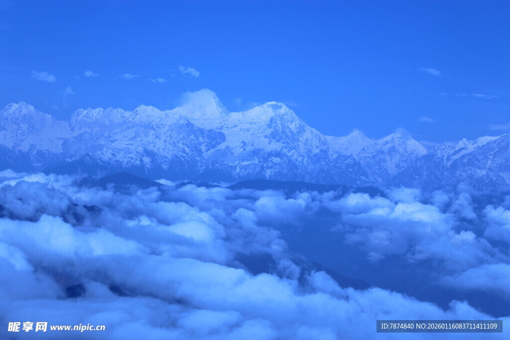 云海之上的梦幻天空
