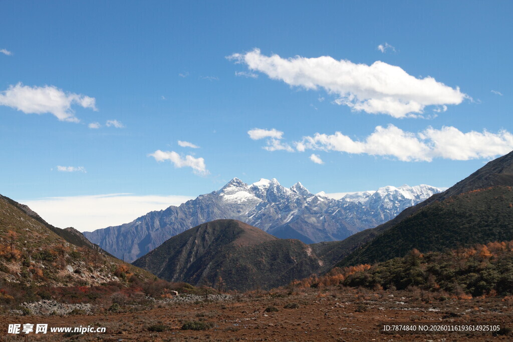 壮丽雪山风景