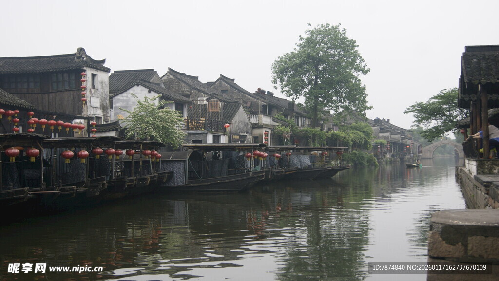 江南水乡古镇河道美景