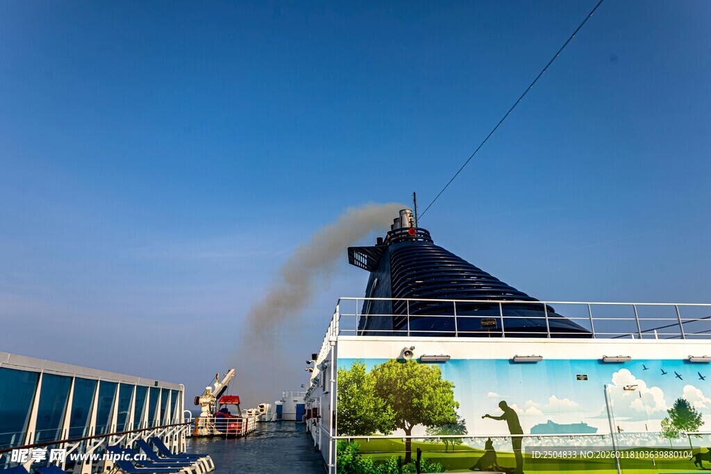 海边观景台风景