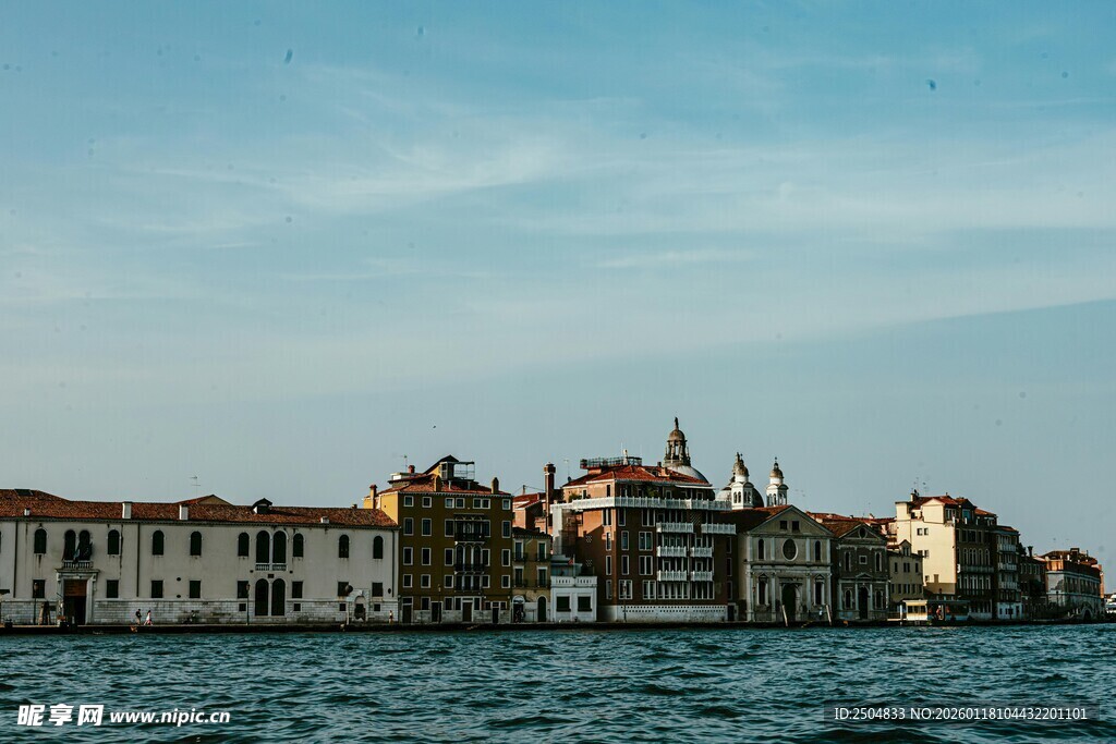 威尼斯水边建筑风光