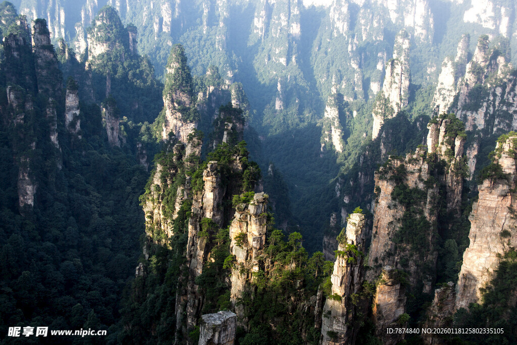 张家界奇峰美景