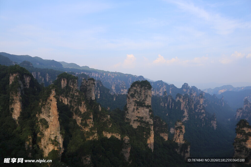 张家界奇峰美景
