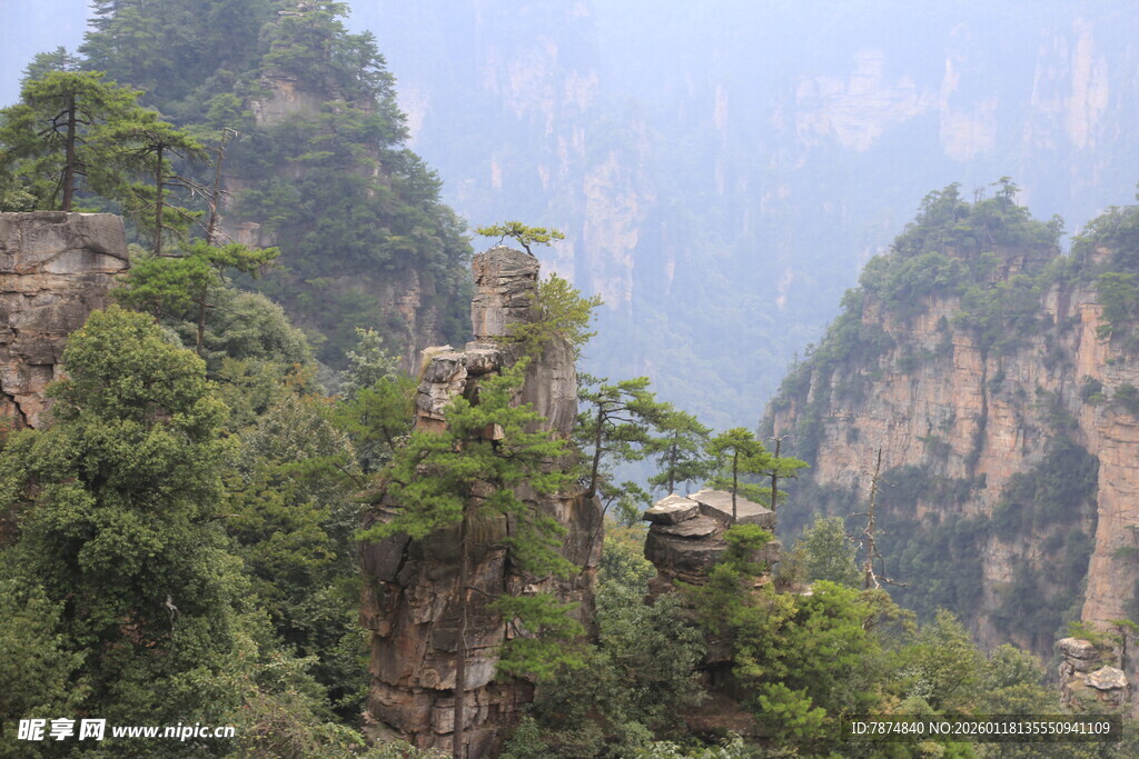 张家界奇峰异石景观