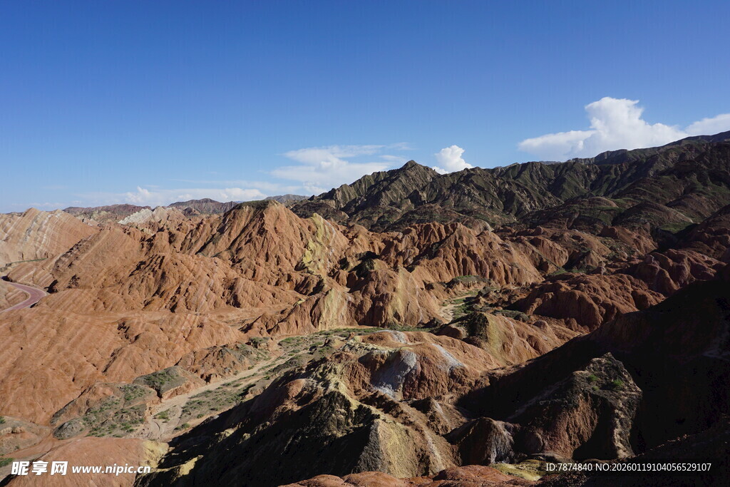 壮丽丹霞地貌景观