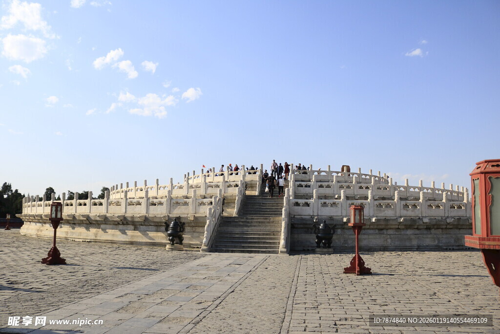 宏伟古建筑广场景观
