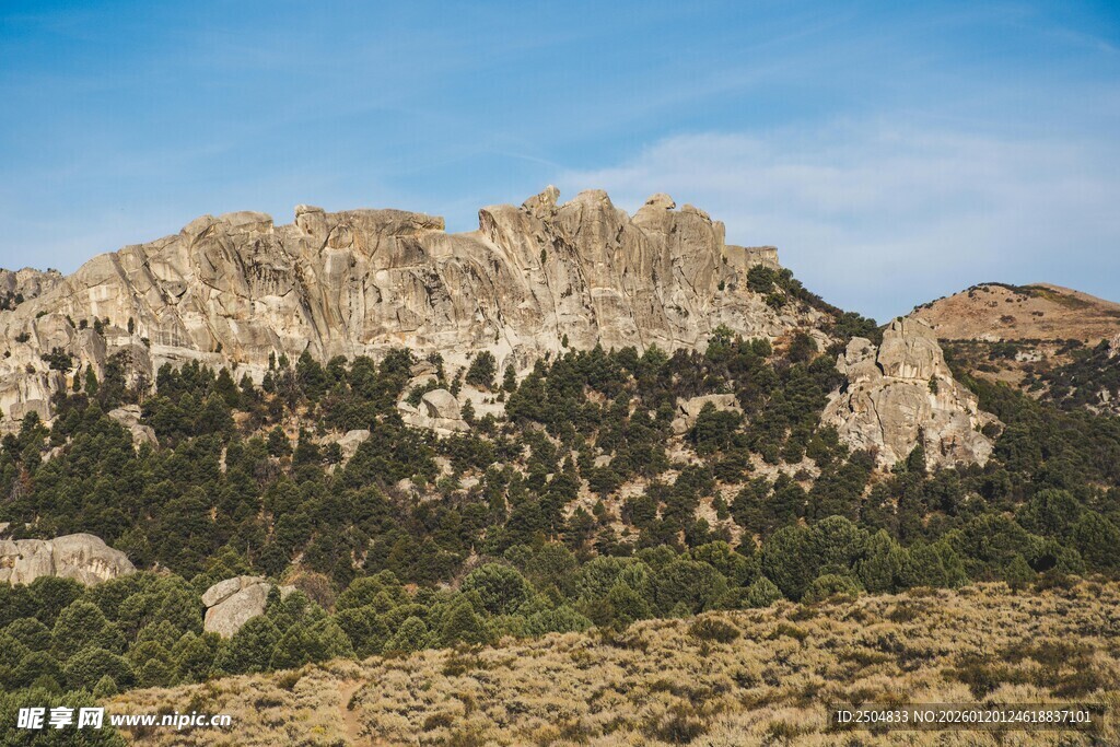 壮丽山景 自然风貌尽显