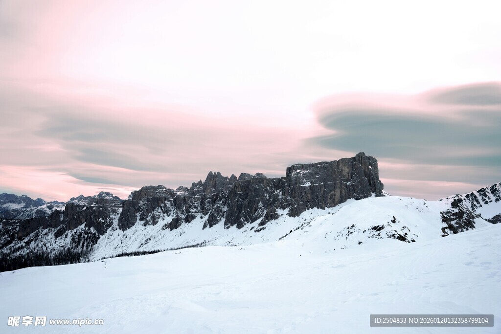雪山风景 壮丽自然景观