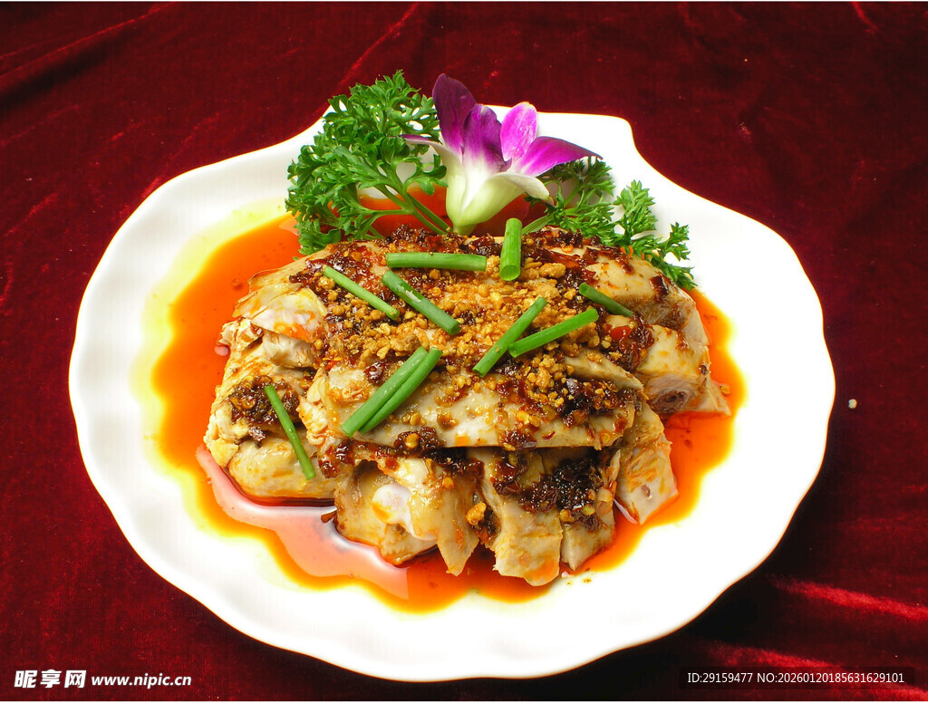 香辣可口的特色浇汁鱼块