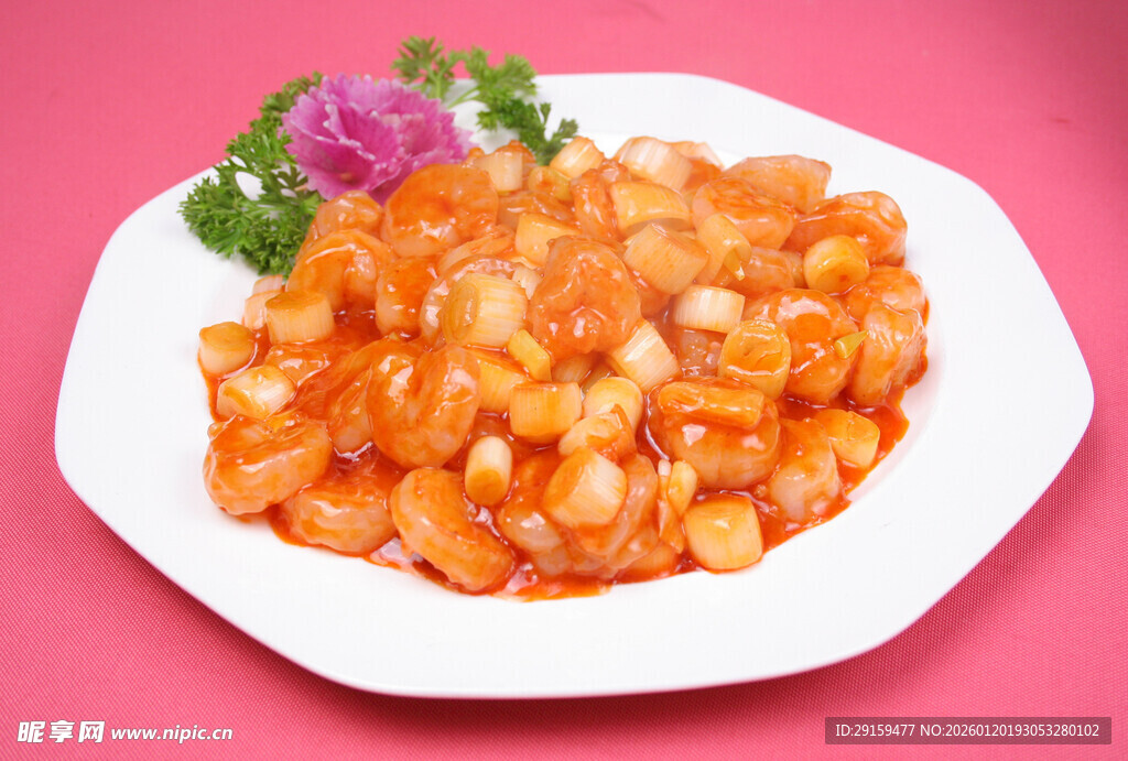 酸甜可口的菠萝咕咾肉