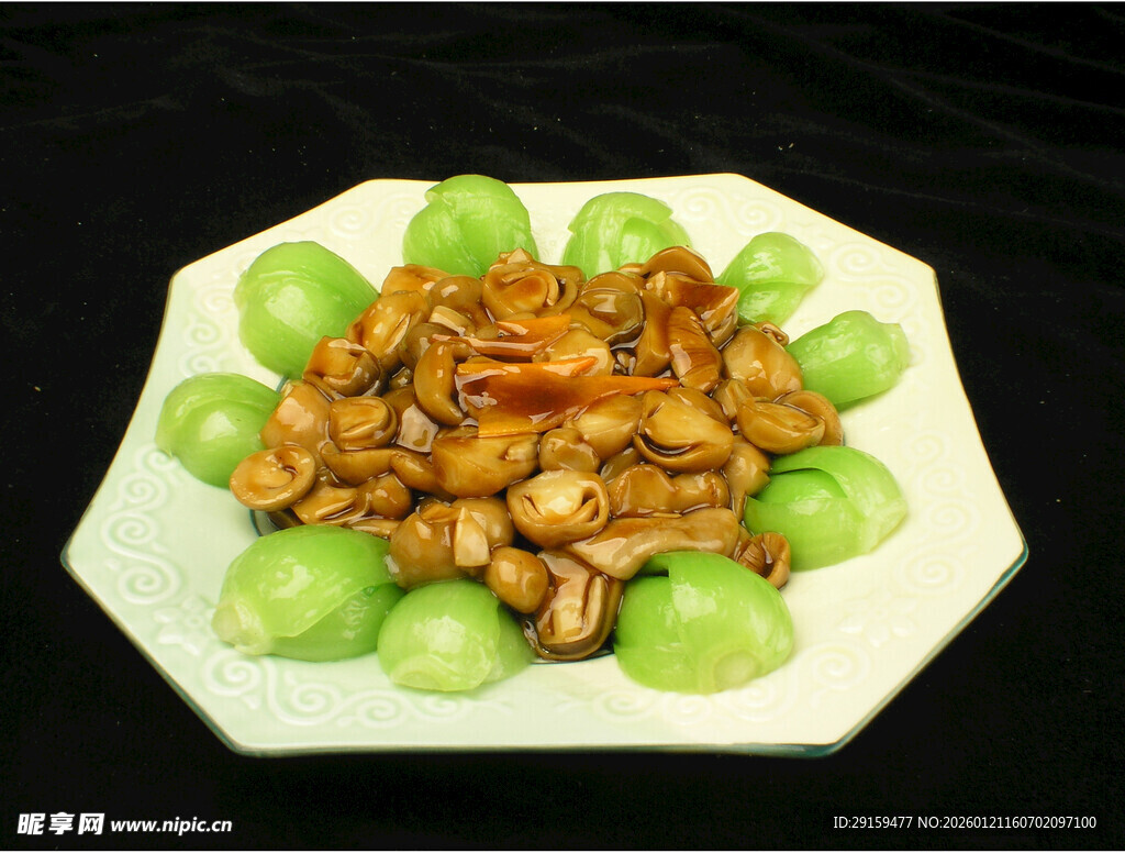 香菇油菜摆盘美食