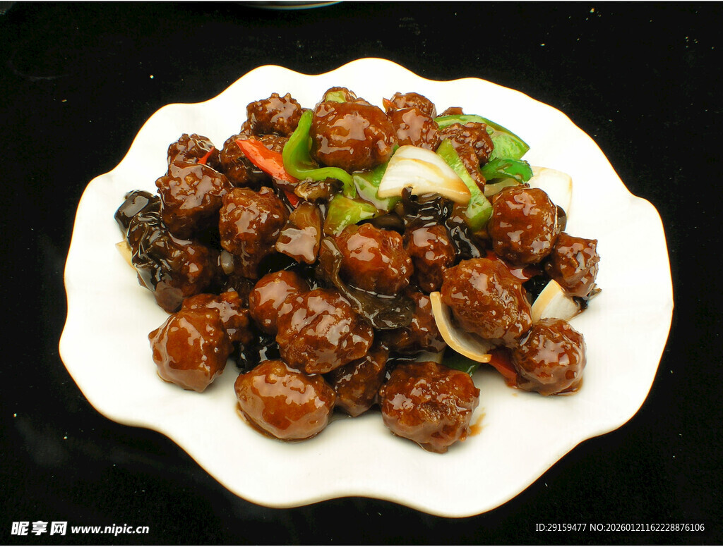 美味红烧狮子头