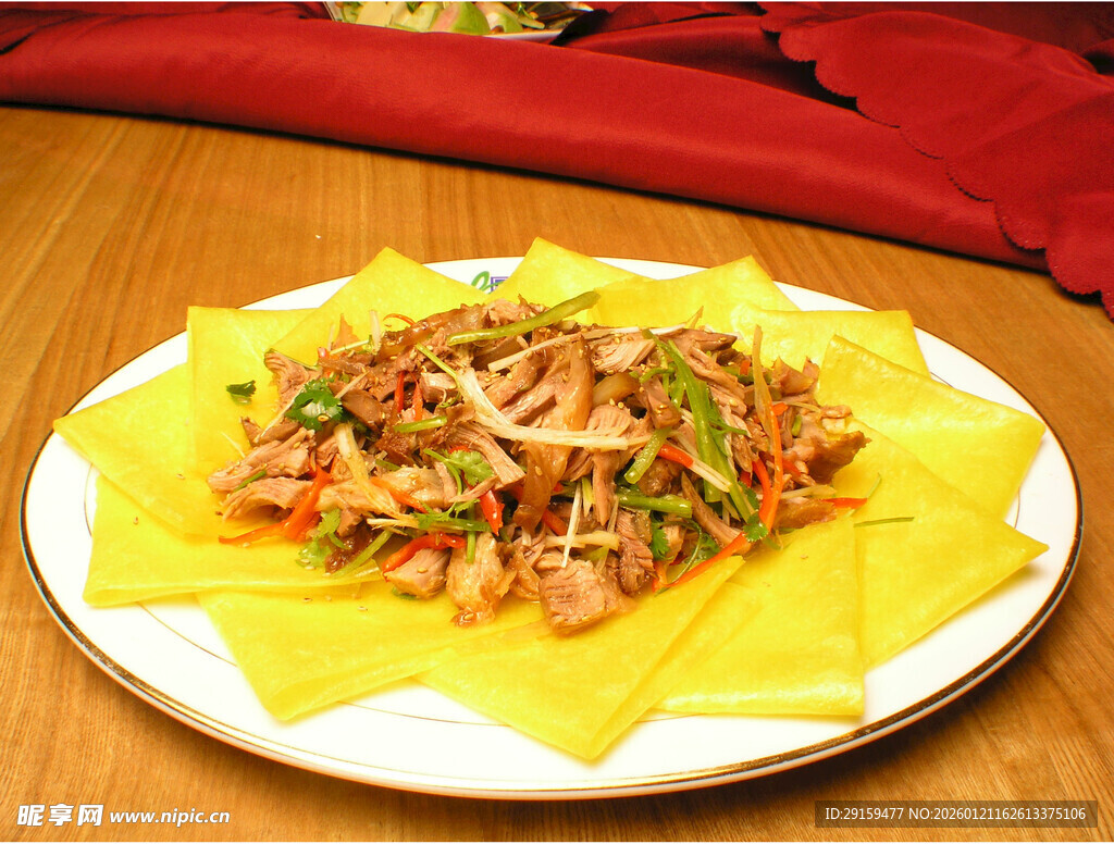 美味玉米片配丰富馅料