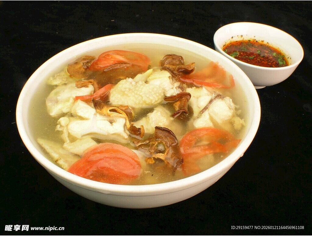 美味番茄牛肉花菜汤