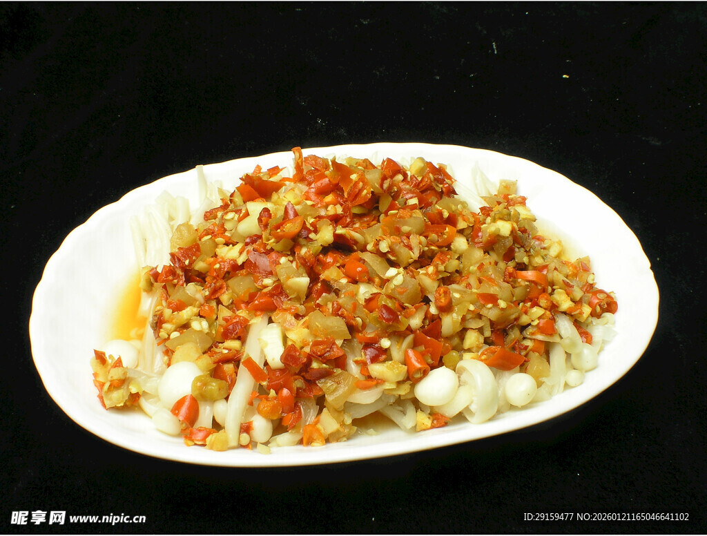 香辣可口的蒜蓉剁椒蒸茄子