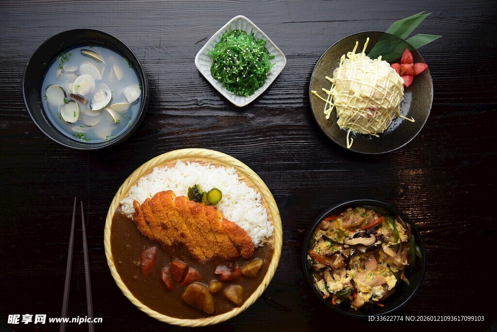 日式美食套餐展示