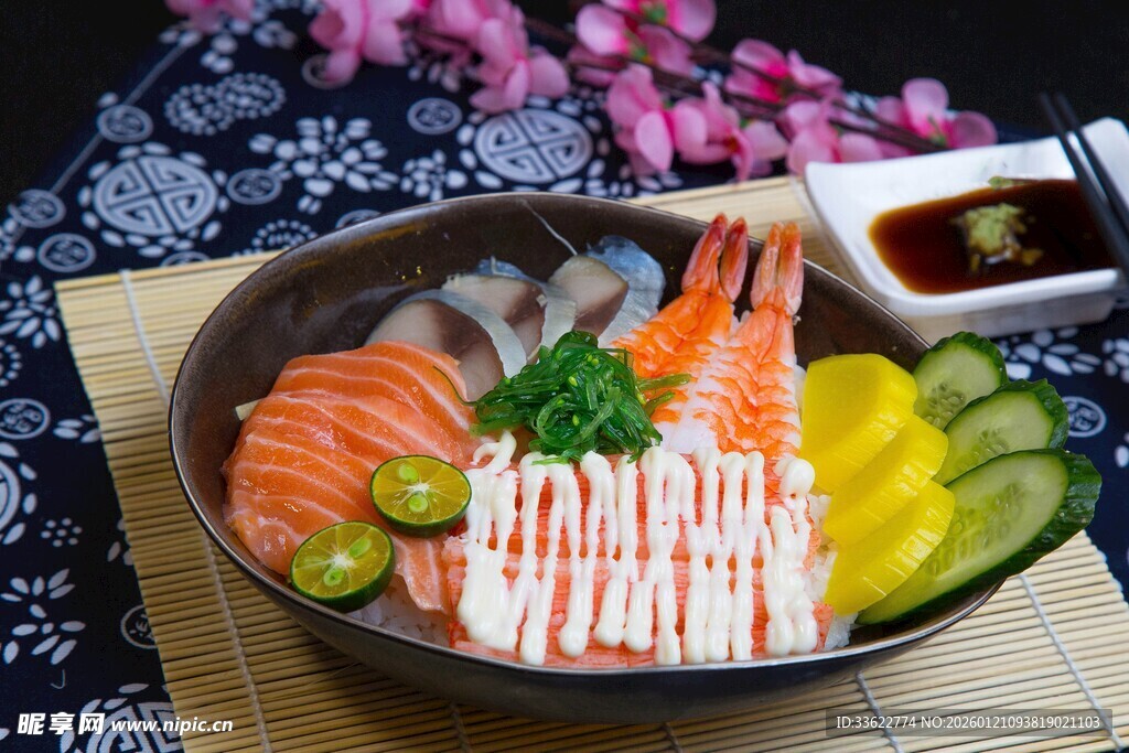 日式海鲜寿司拼盘