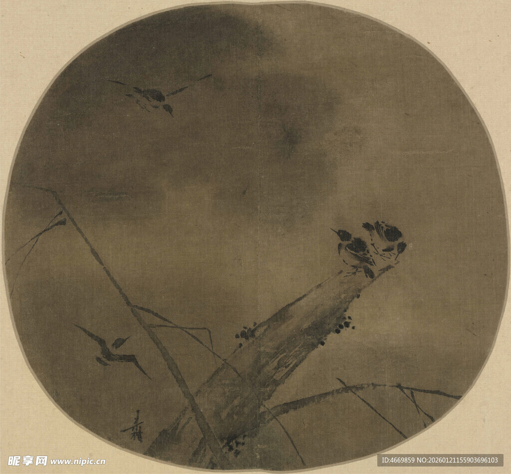 水墨圆画中的飞鸟与草木