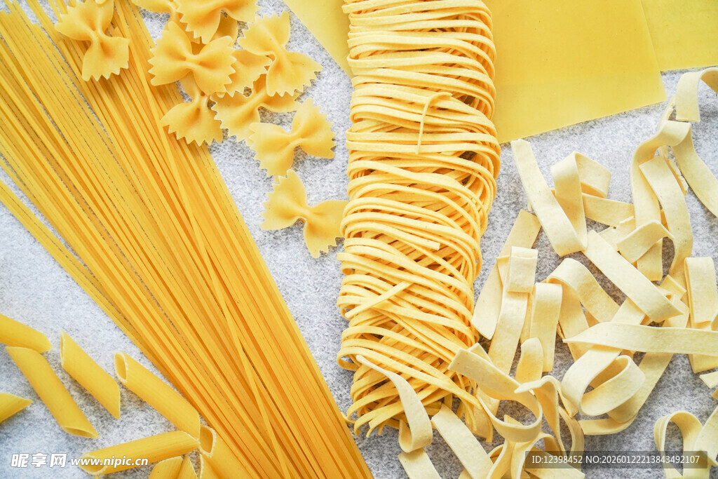 多样意大利面展示