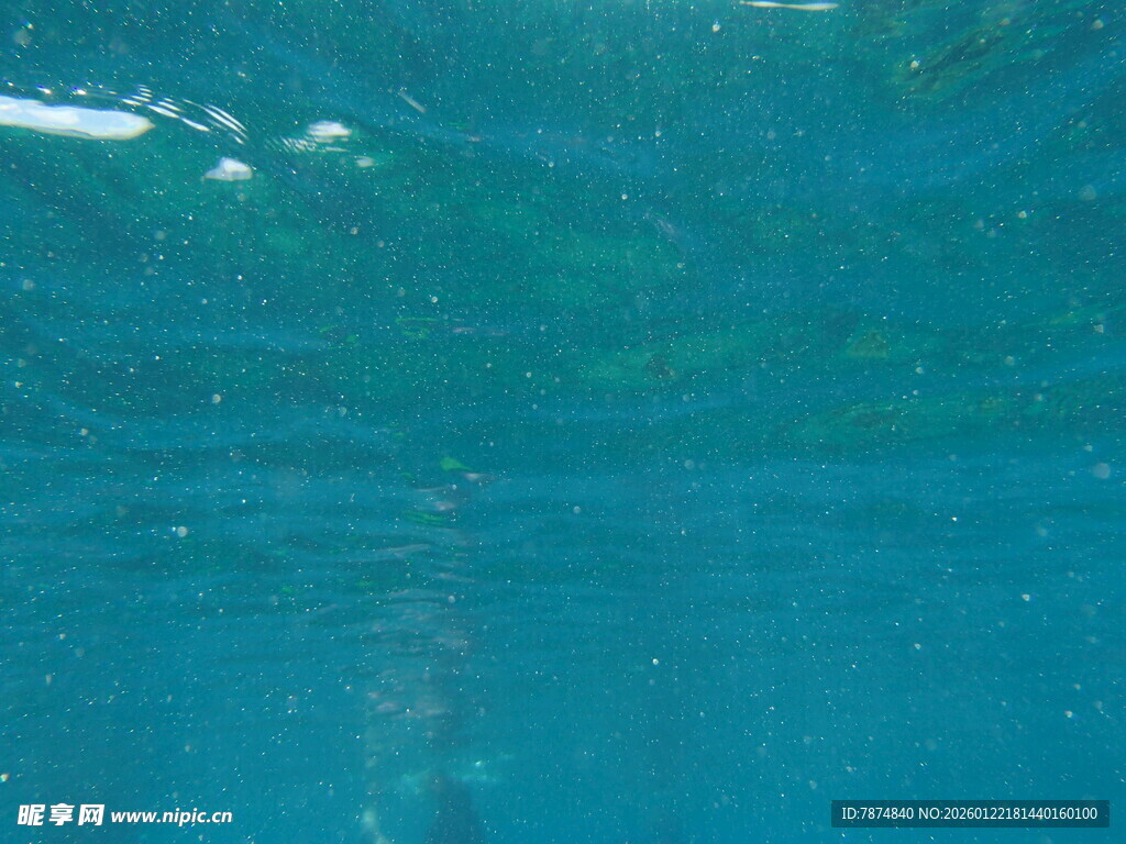 蓝绿色调抽象水彩纹理画面