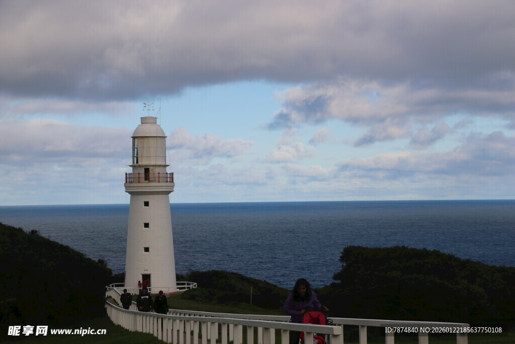 海岸灯塔风景