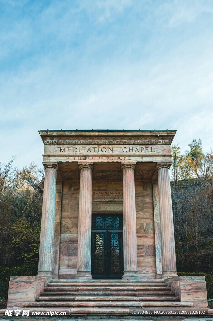 古典风格石质建筑外观