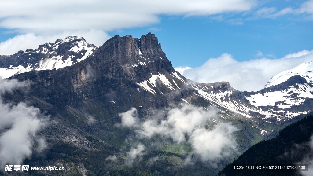 壮丽雪山美景