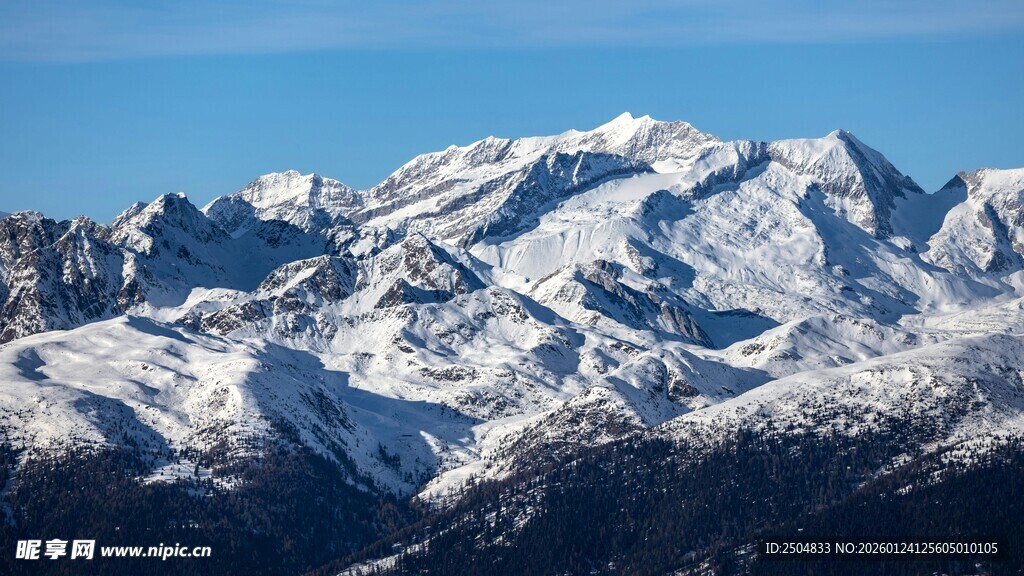 壮丽雪山美景