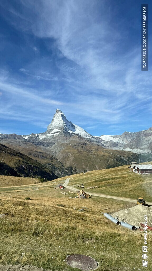 瑞士马特洪峰下的美丽风光