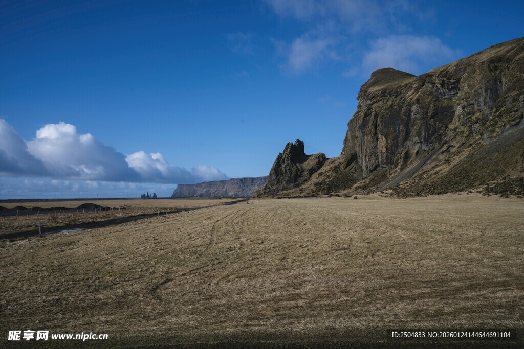 冰岛荒野壮丽岩石景观