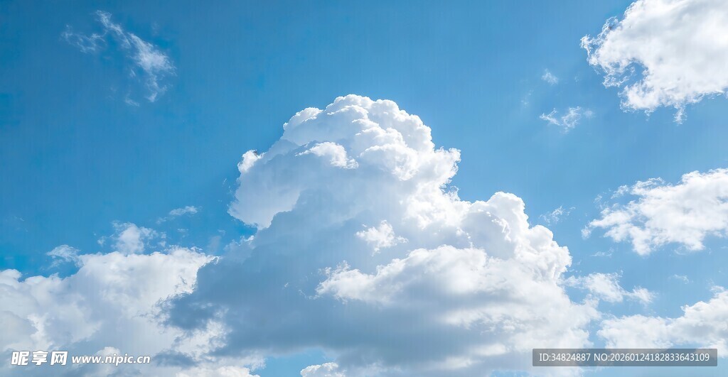 蓝天白云美景