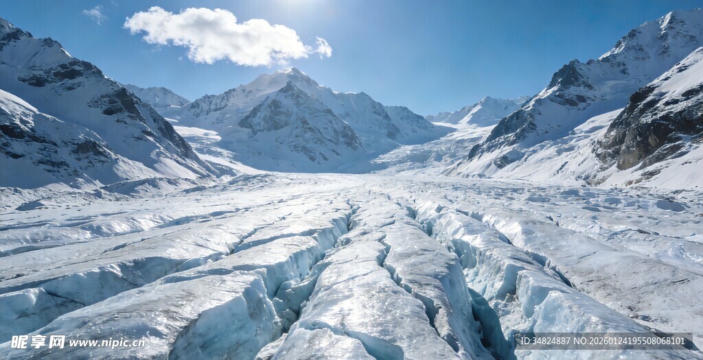 壮丽冰川山谷景观