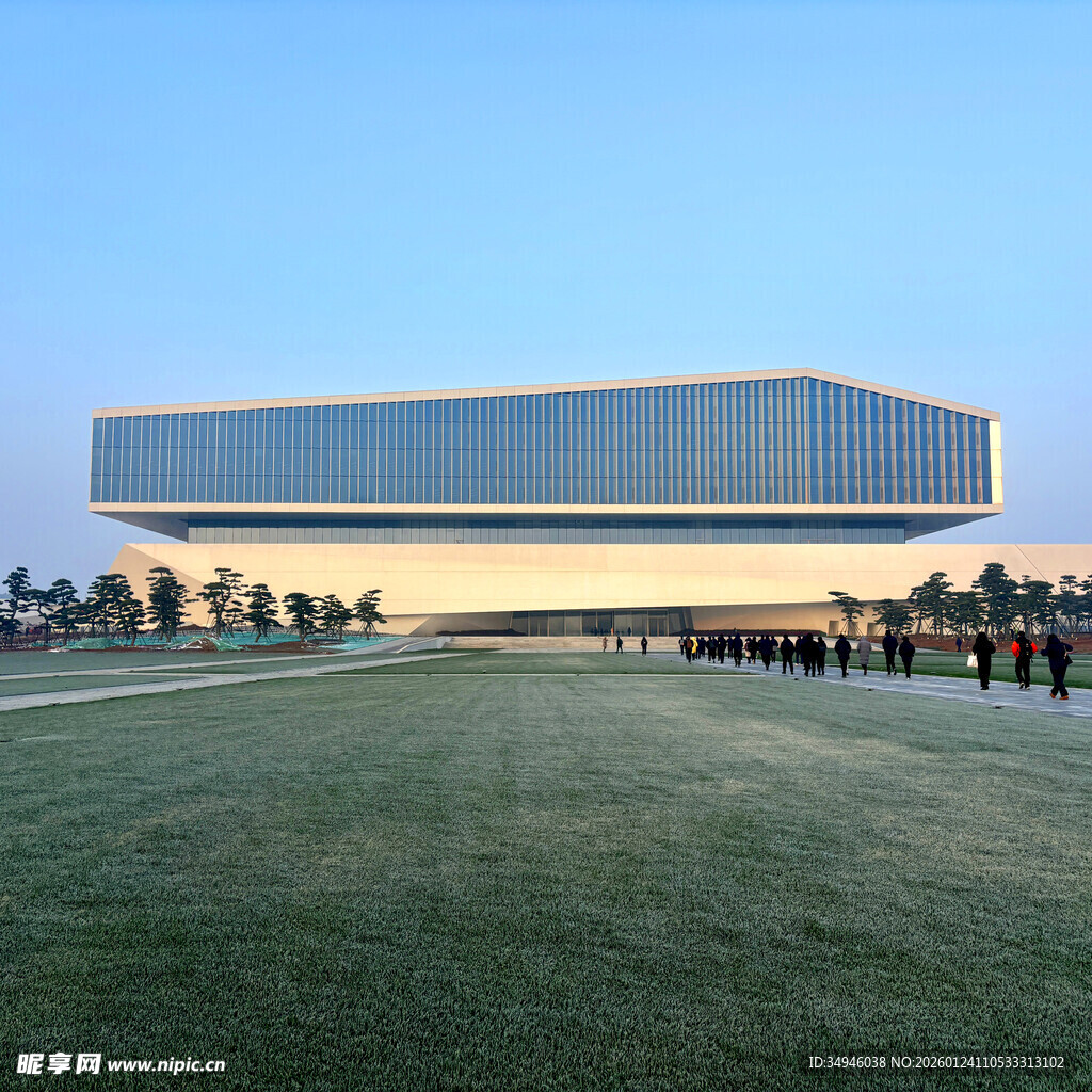 现代悬浮建筑景观