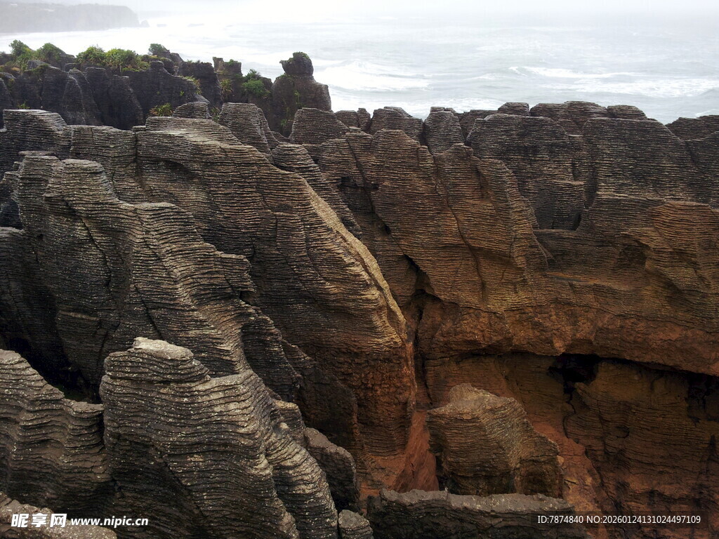 新西兰奇特岩石景观
