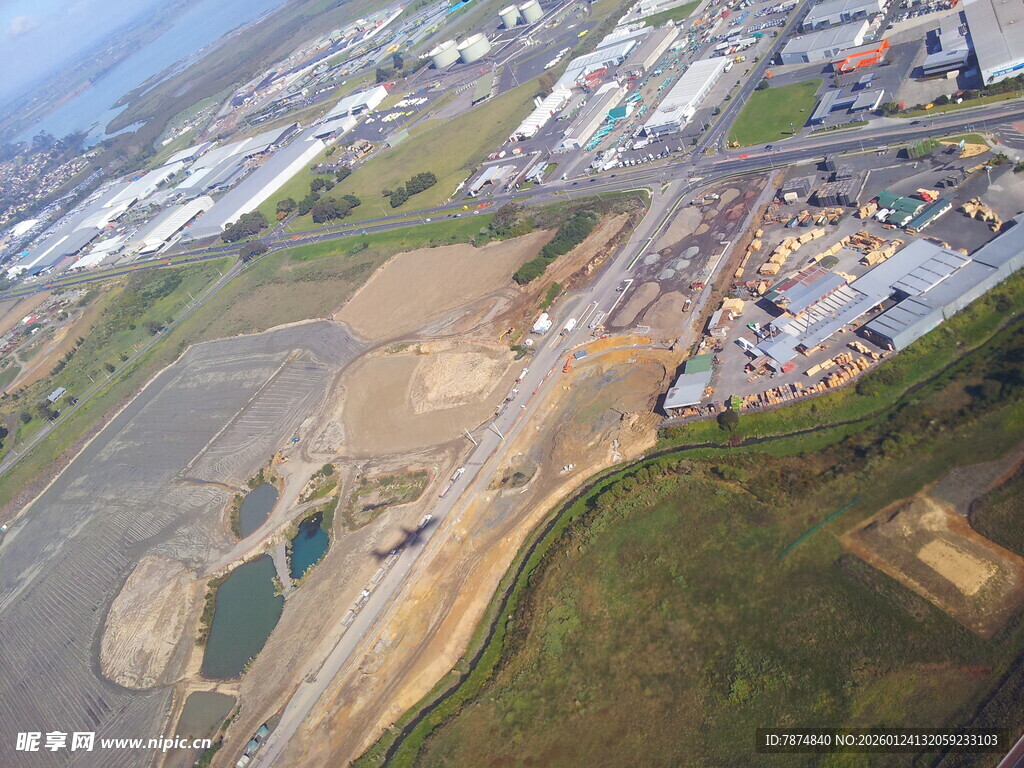 俯瞰城市施工建设场地