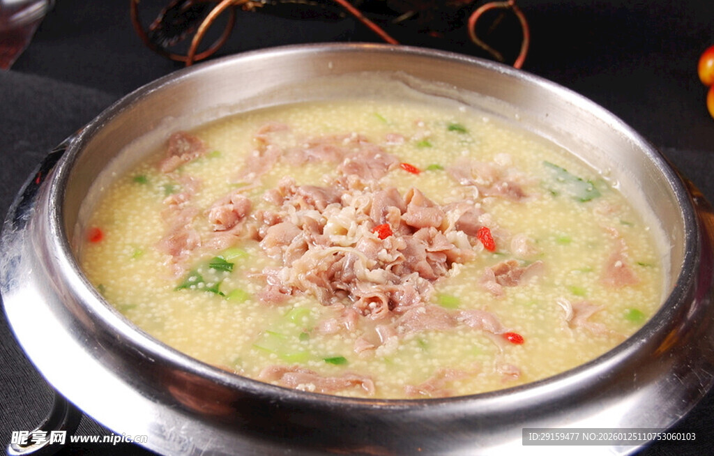 鲜香肉末蔬菜火锅