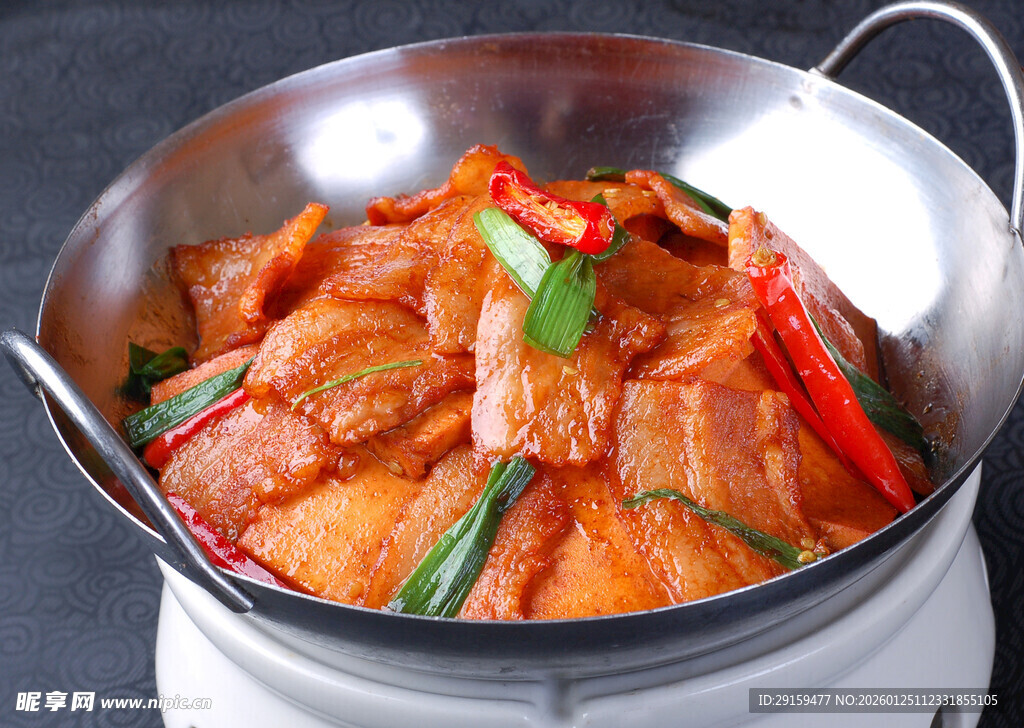 美味辣炒五花肉