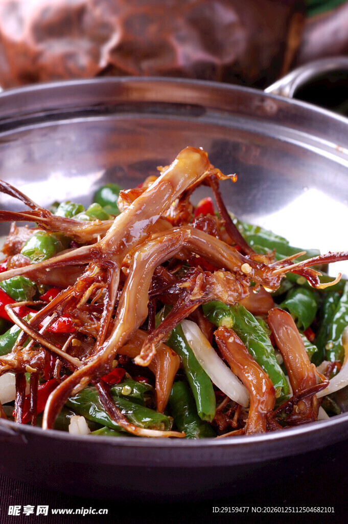 香辣鱿鱼须干锅