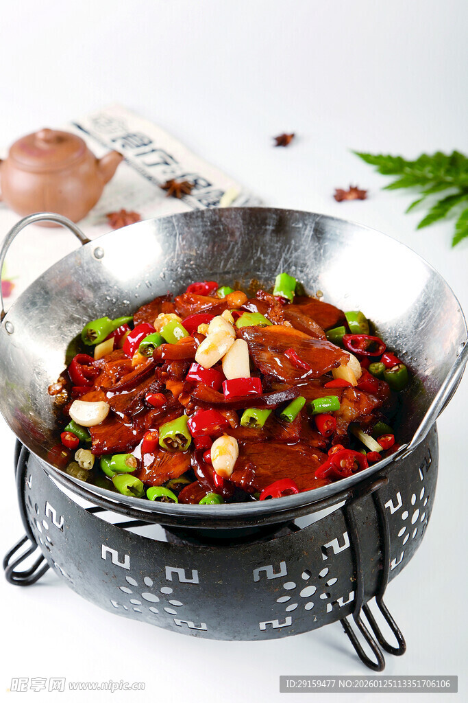 美味香辣干锅牛蛙