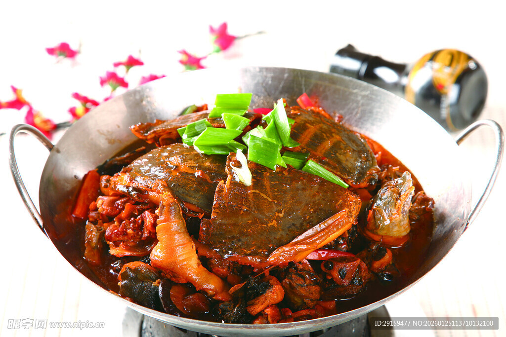 美味香辣螃蟹锅