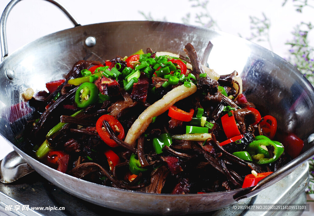 锅中美味蔬菜大杂烩