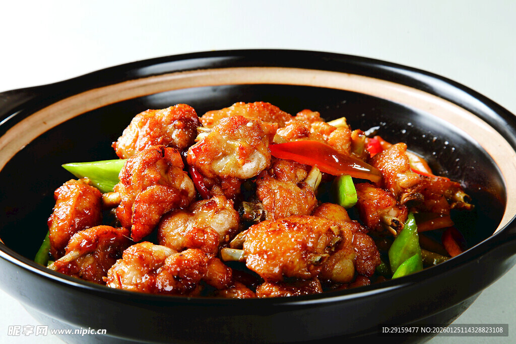 美味香辣炒鸡块