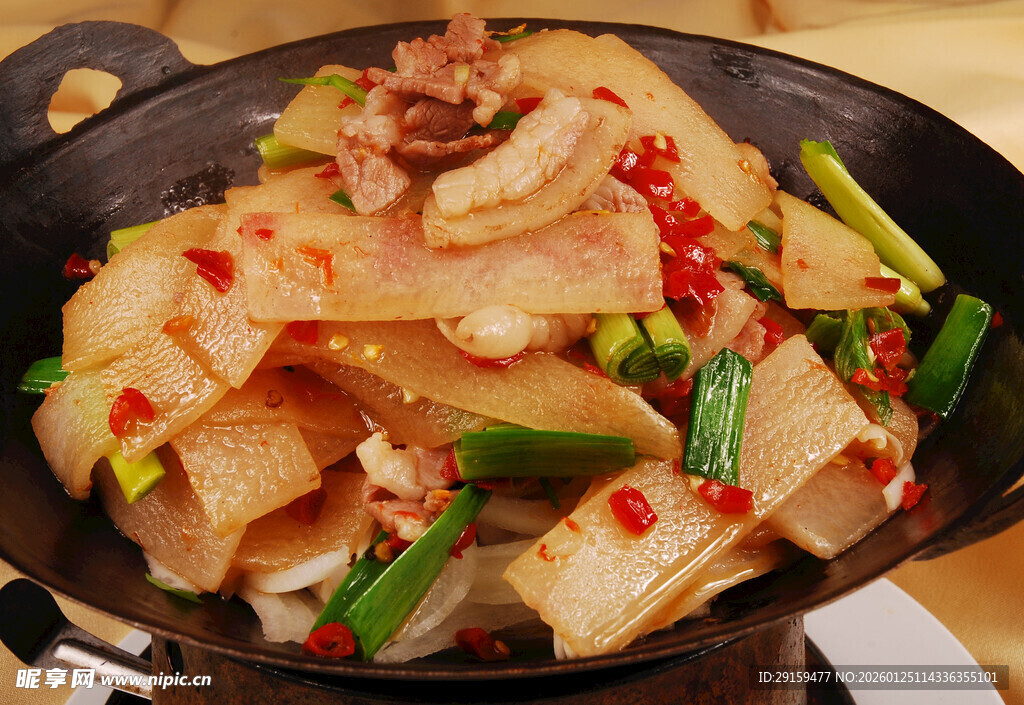 干锅五花肉土豆片