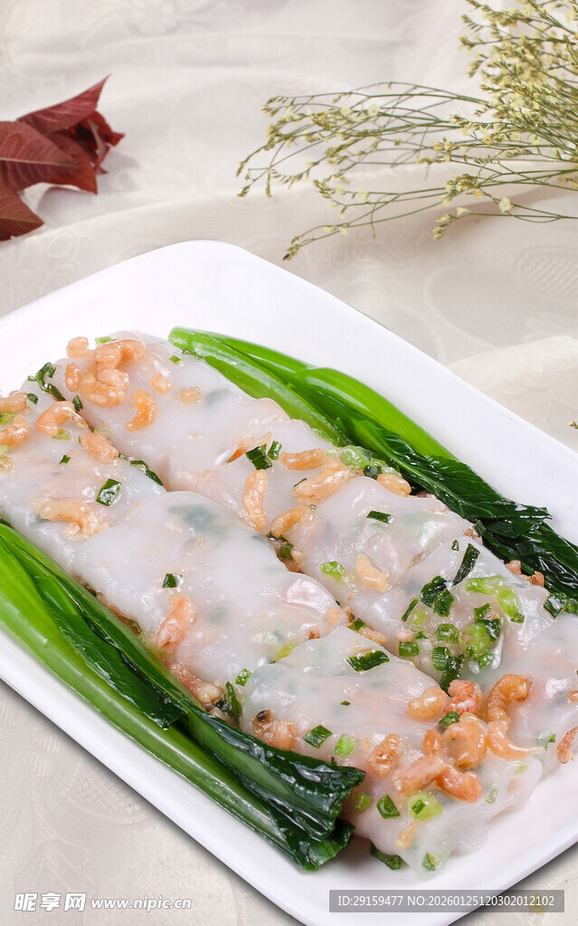 鲜虾肠粉摆盘精致诱人