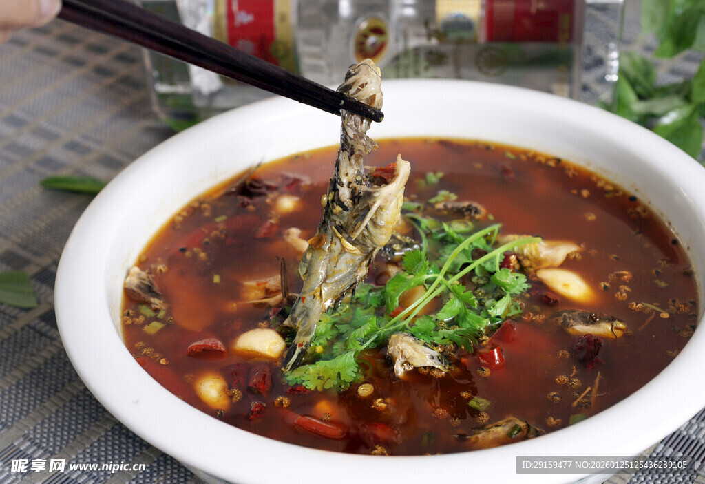 香辣黄辣丁美食特写