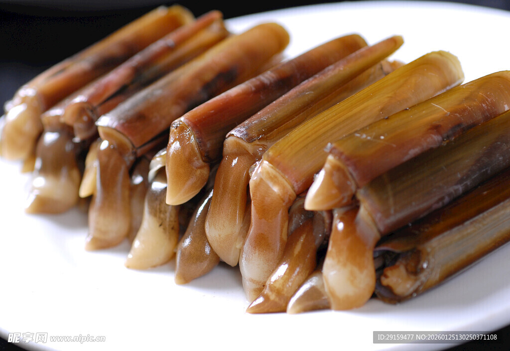 美味卤牛蹄筋整齐摆盘