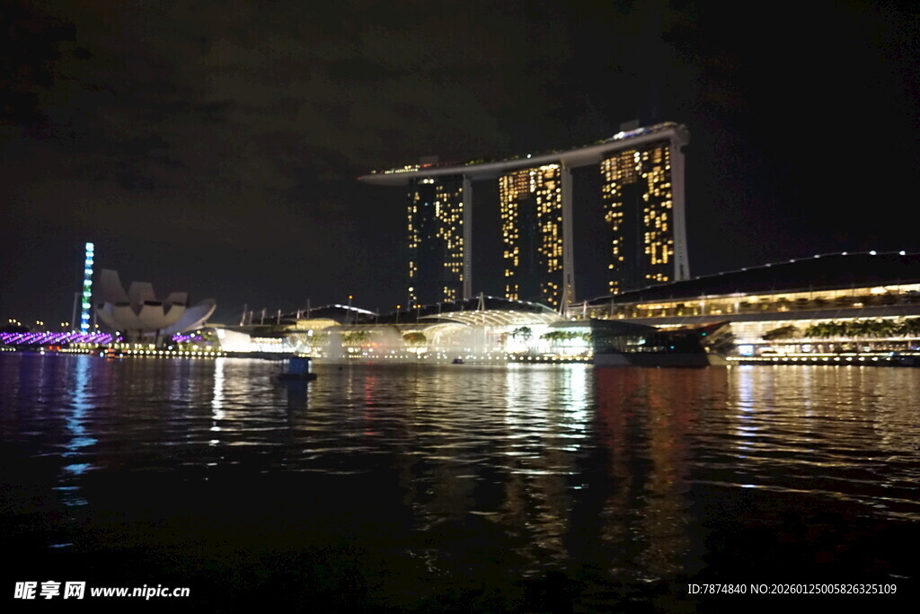 新加坡滨海湾璀璨夜景